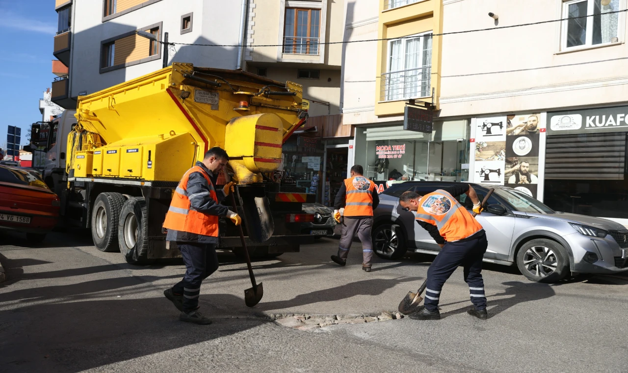 Çekmeköy'de asfalt avcıları yollarda