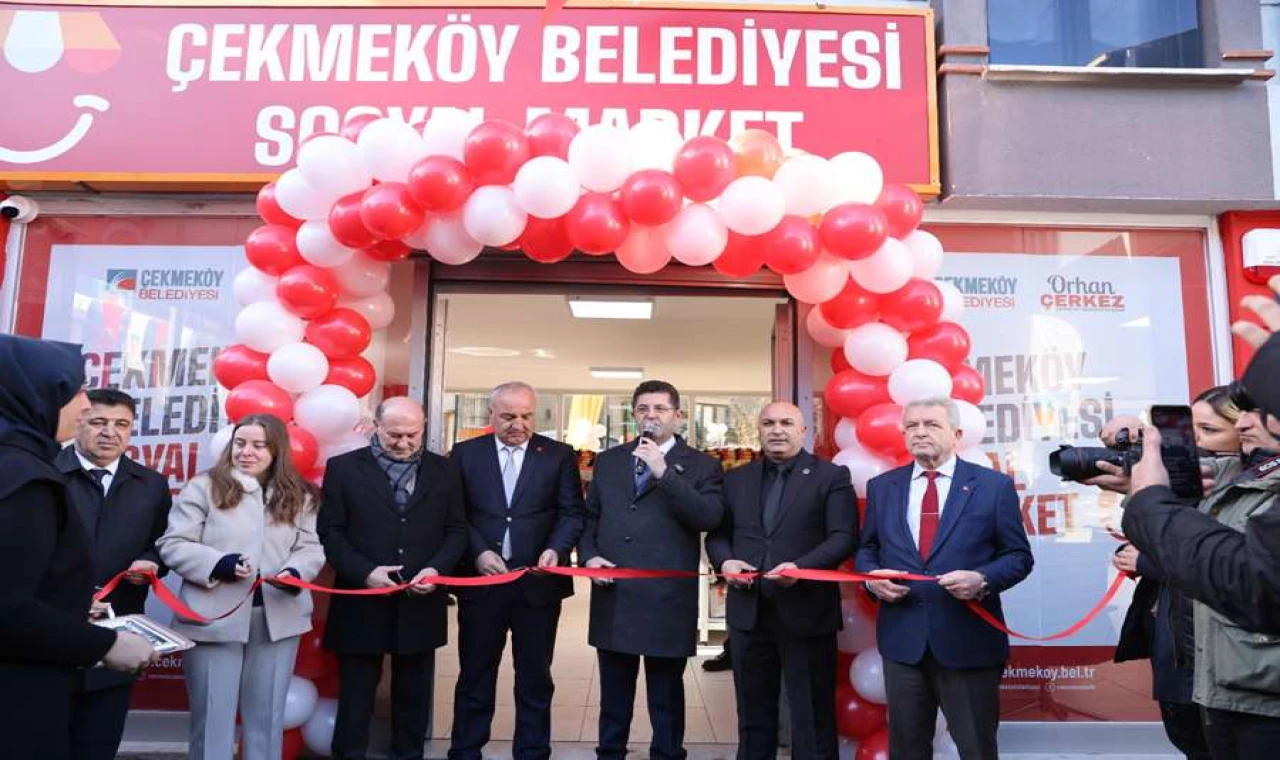 Çekmeköy’de Dayanışma Büyüyor, Sosyal Market Kapılarını Açtı