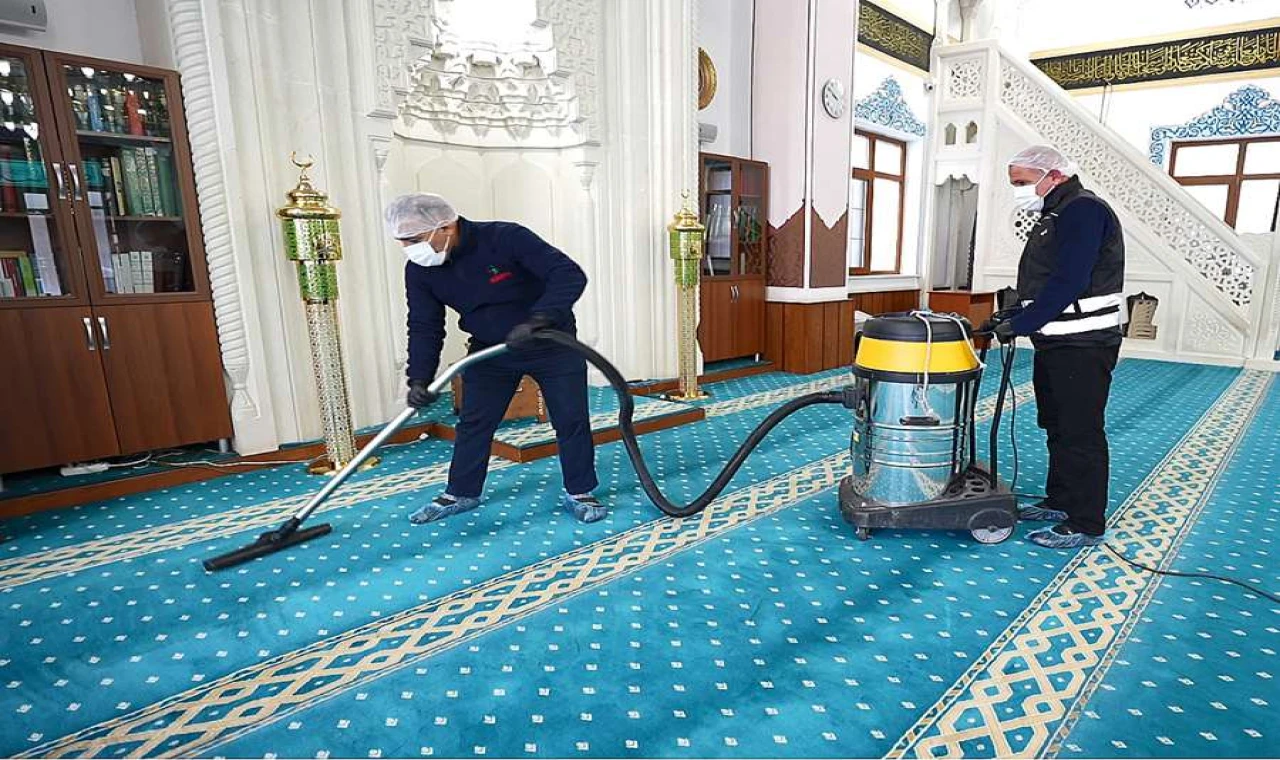 Ataşehir’de İbadethanelerde Ramazan Hazırlıkları Başladı