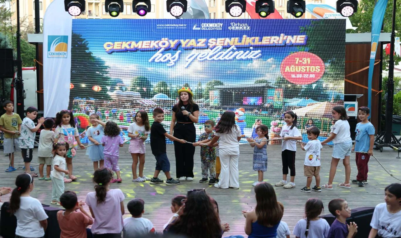 Çekmeköy Yaz Şenliklerinde Coşku Sürüyor