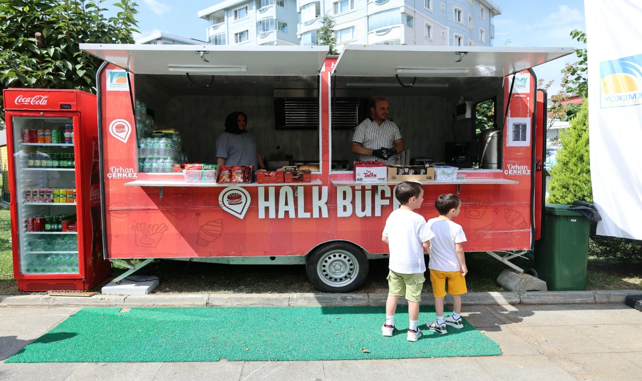Mobil Halk Büfe Artık Ertuğrul Gazi Parkı’nda
