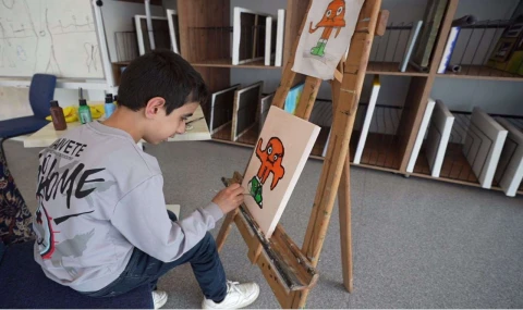 Otizmli Muhammed’in Eserleri Ataşehir’de Sergileniyor