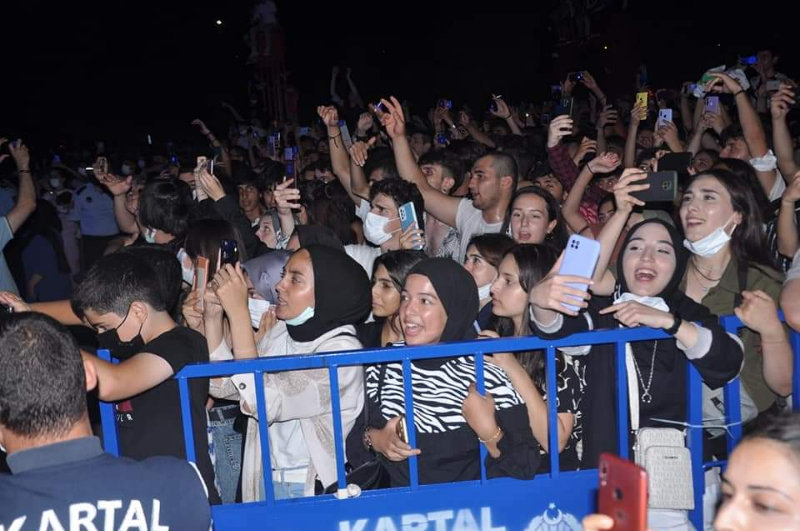 Kartal’da Zafer Haftası Kutlamaları ‘Ceza’ Konseri ile Başladı