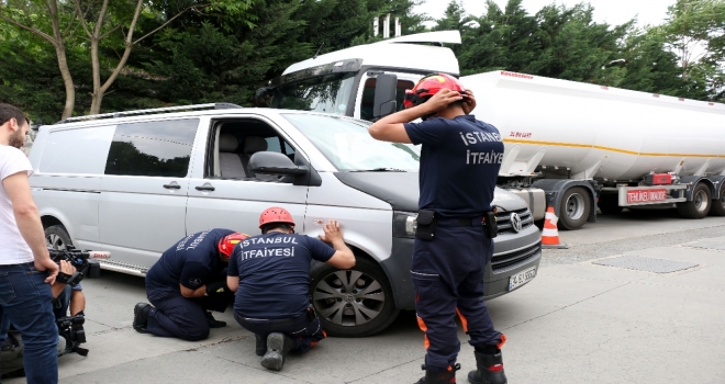 İtfaiye Yaramaz Kedi İçin Seferber Oldu