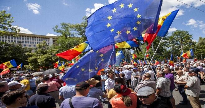 Yeni Seçim Sistemini Protesto Ettiler