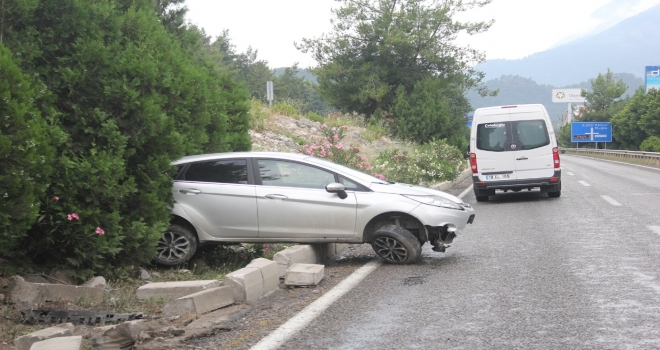 Kazaya Bakarken Zincirleme Kaza Yaptılar