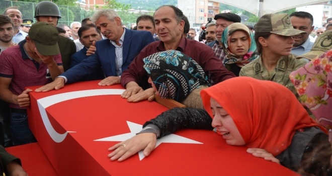 Ordu Şehidini Gözyaşlarıyla Uğurladı