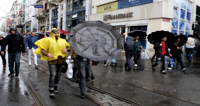 İstanbulda Sağanak Yağış