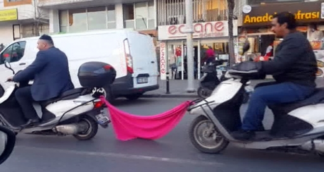 İstanbulda Tehlikeli Ve İlginç Yolculuklar Kamerada