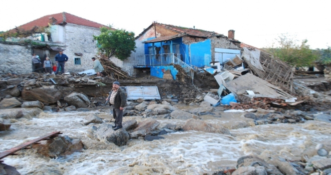 Felaketten Kurtulamayan Köylülerden Meyhane İddiası