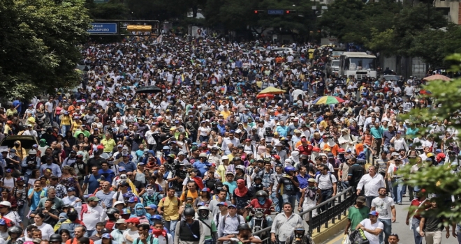 Venezuelada Muhalefet Yeniden Sokaklarda