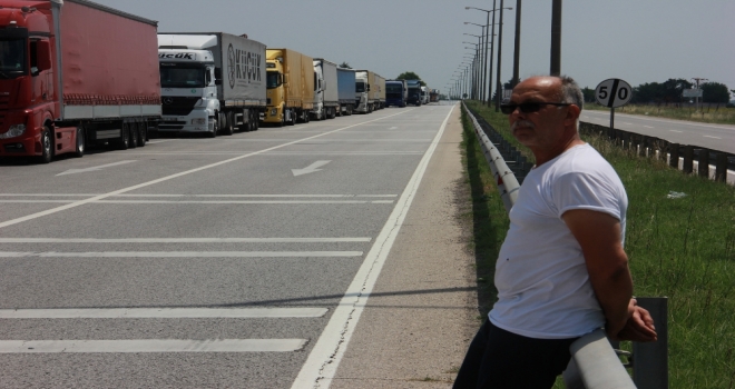 Kapıkulede 20 Kilometre Tır Kuyruğu