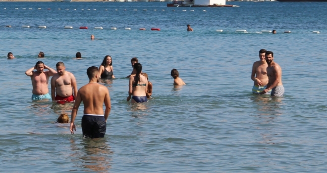 Bodrum Sahilleri Doldu Taştı