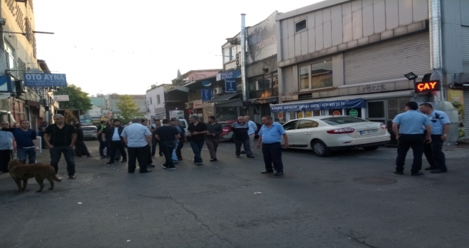 Müzikholdeki Kavgada Polisin Silahı Ateş Aldı: 2 Yaralı