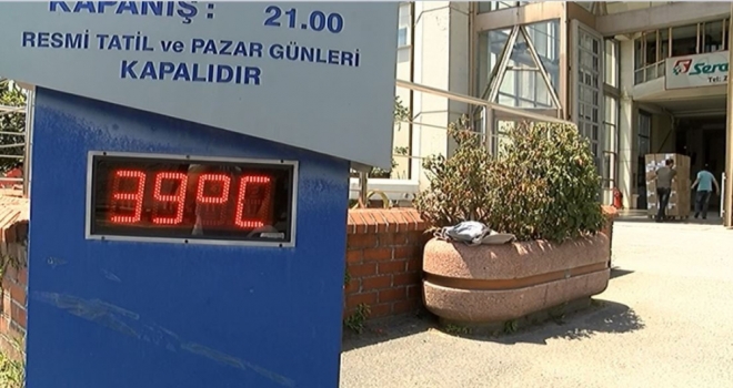 İstanbulda Termometreler 39 Dereceyi Gösterdi