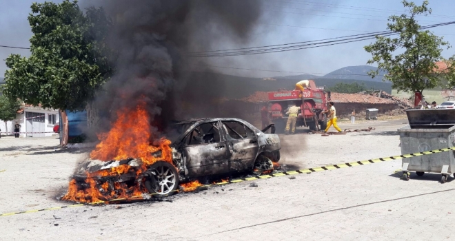 Ünlü Rallici Burcu Çetinkaya Bucakın Aracı Yandı