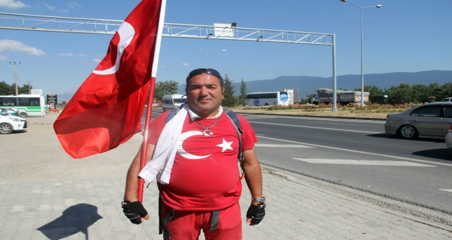 15 Temmuz Şehitleri İçin Ankaraya Yürüyor