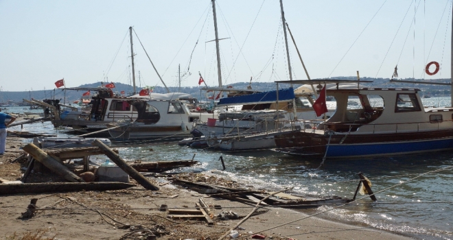 Bodrumda Depremin Yaraları Sarılıyor