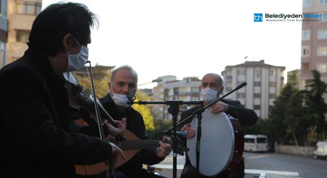 MALTEPE SOKAKLARINDA MEDDAHLI RAMAZAN ÇOŞKUSU