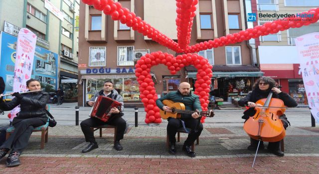 KADIN EMEĞİ PAZARI 14 ŞUBAT TEMASI İLE AÇILDI