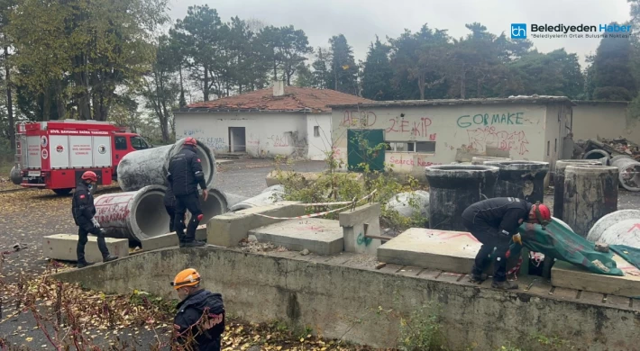 Kartal Belediyesi Sivil Savunma Uzmanlığı’ndan Gerçeği Aratmayan Tatbikat