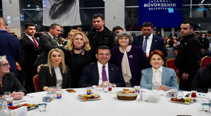 Akşener Ve İmamoğlu, Muhtarlarla İftarda Buluştu