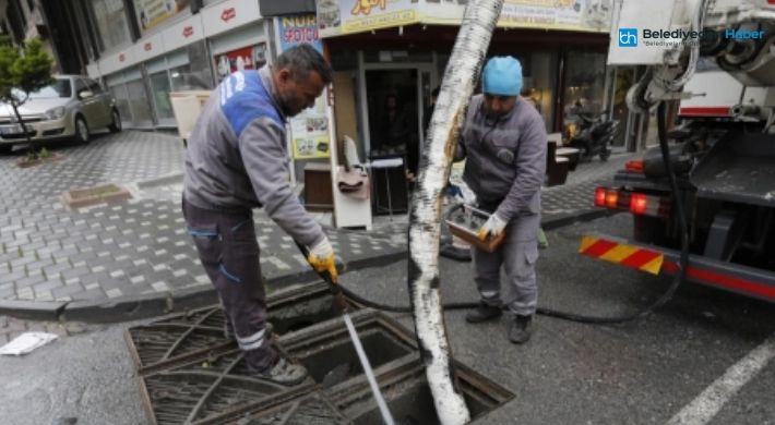 Belediye Kanal Açma Çalışmalarına Devam Ediyor