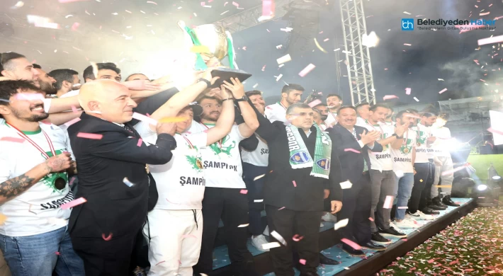 Sultanbeyli’de Şampiyonluk Kutlaması