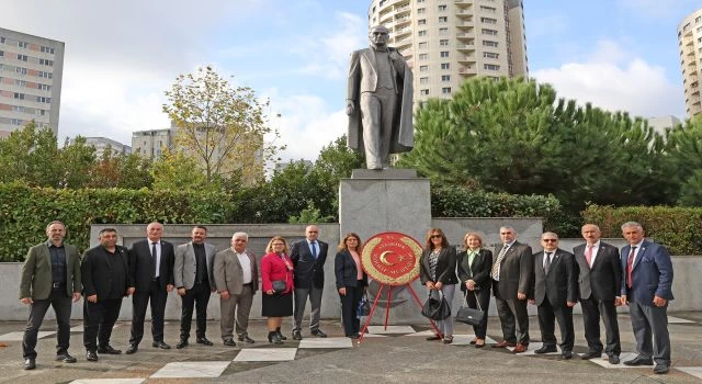 Ataşehir’de muhtarlar günü kutlandı