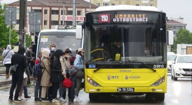 Ataşehir’in en büyük mahallesi ulaşım hatlarının geri verilmesini talep ediyor