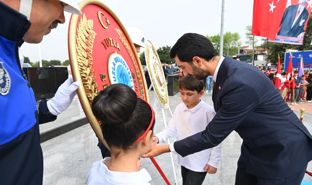 23 Nisan Ulusal Egemenlik ve Çocuk Bayramı, Tuzla’da coşkuyla kutlandı