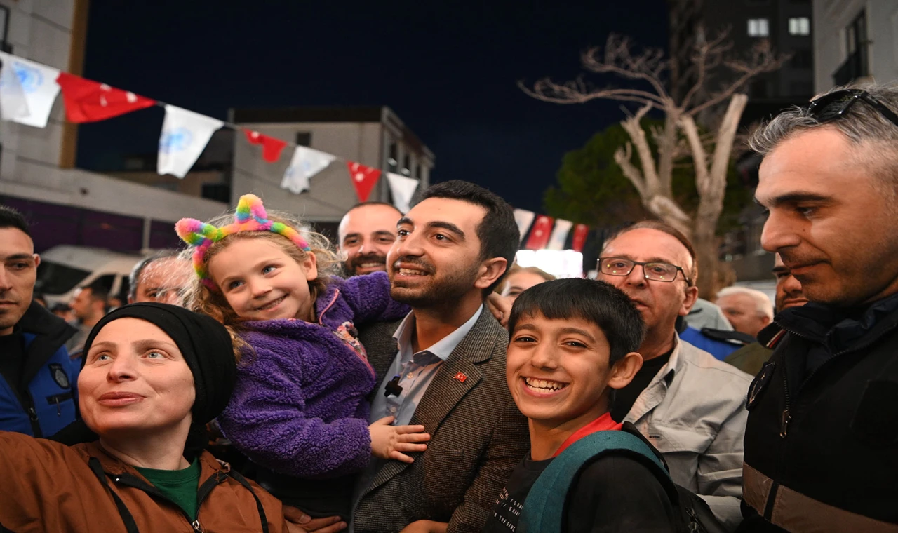 Başkan Eren Ali Bingöl, Şifa Mahallesi’nde Tuzlalılarla sokak iftarında buluştu