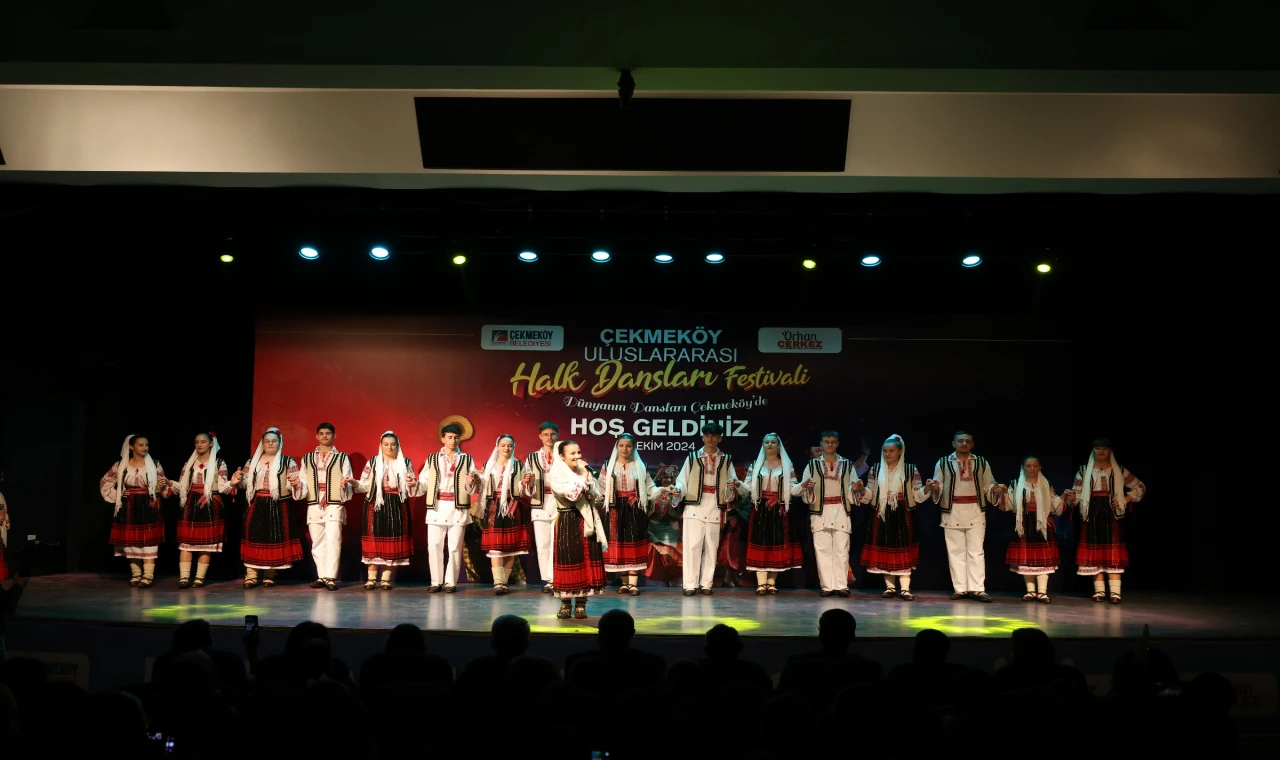 Çekmeköy'de Uluslararası Halk Dansları Festivali