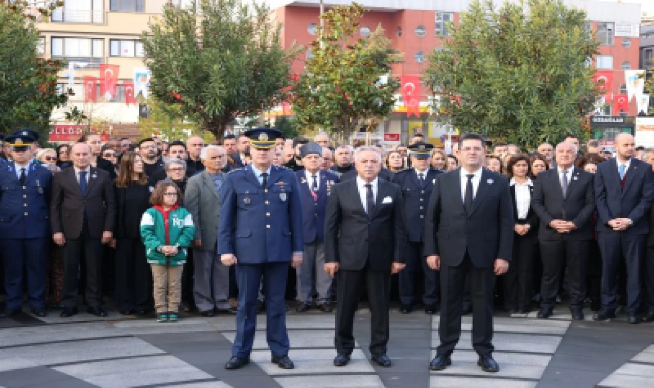 Gazi Mustafa Kemal Atatürk vefatının 86. yılında Çekmeköy'de saygıyla anıldı