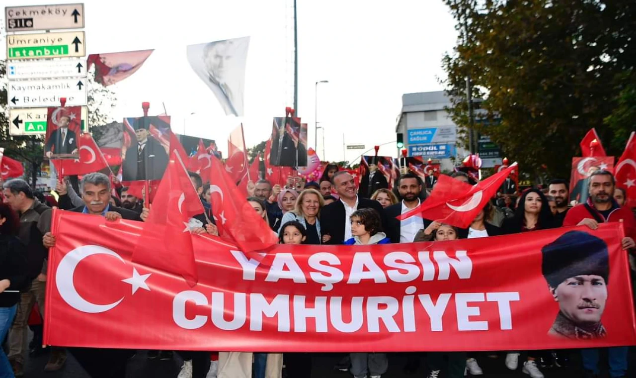 Sancaktepe Belediyesi, Cumhuriyetin 101. yıl dönümünü coşku dolu etkinliklerle kutlandı