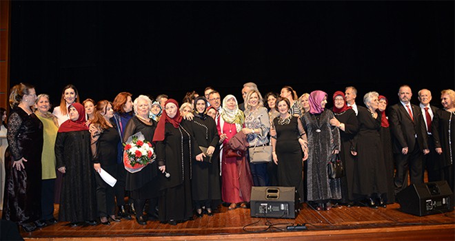 Tuzla’nın Çınarları, Yaşlılar Haftası’na Özel Konser Düzenledi