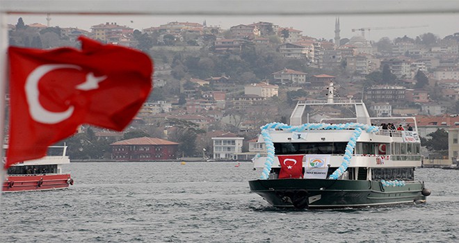 Tuzla’da YKS Öncesi Boğaz Turu Geleneği Bu Yıl da Devam Ediyor