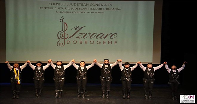 Ataşehir'de Romanya Dansları Sahnelendi