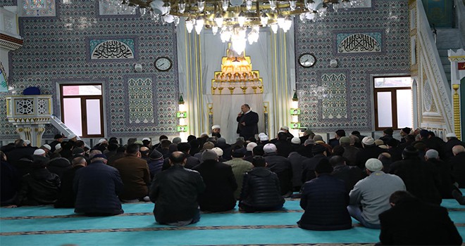 Başkan Hasan Can Sabah Namazı Buluşmalarında Meyveli Bahçe Camii Cemaatiyle Bir Araya Geldi