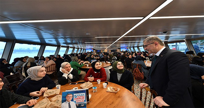 Çamlıca Kız Anadolu İmam Hatip Lisesi Valide Sultan Gemisi’nde