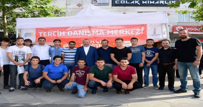 Sancaktepe Belediyesi’nden üniversite adaylarına büyük hizmet