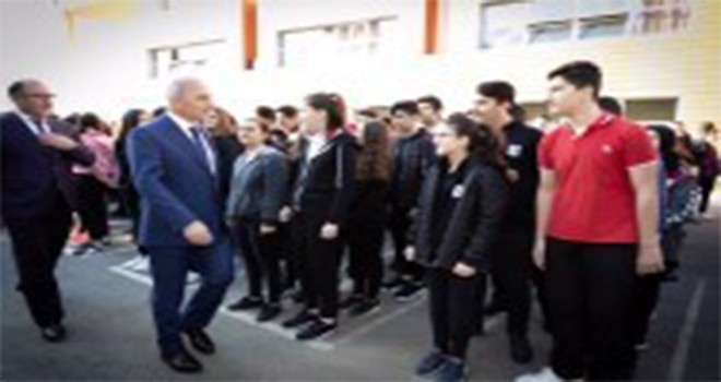 Başkan İsmet Yıldırım Haftaya Öğrencilerle Bir Araya Gelerek Başladı