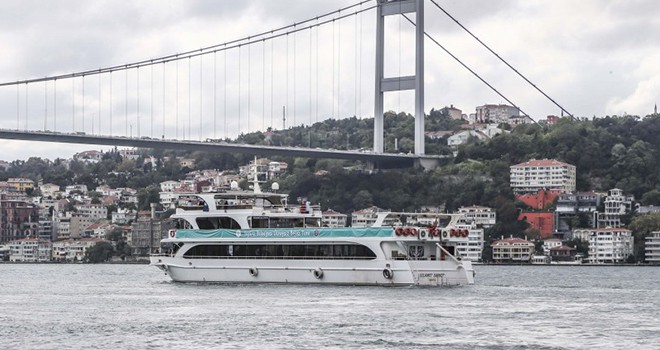 Beykoz Belediyesi sosyal ve kültürel belediyecilik hizmetleri kapsamında ilçe sakinlerini Boğaz Turu’nda ağırlıyor.