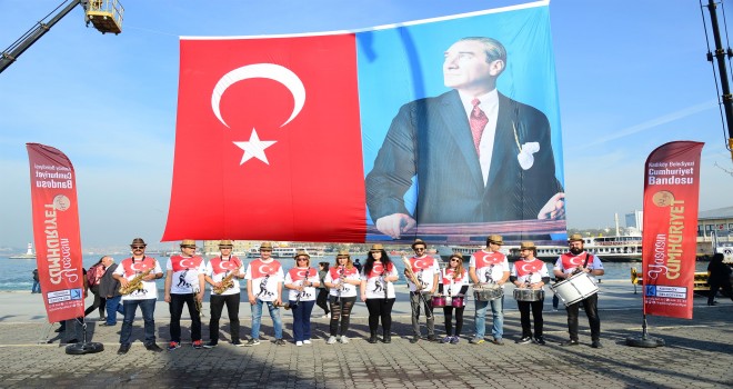 Kadıköy Cumhuriyet Kutlamalarına Devam Ediyor