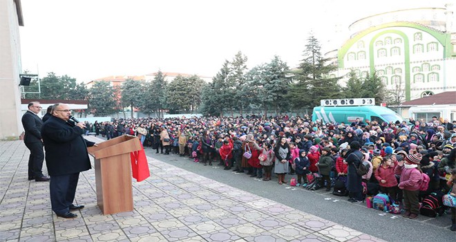 Başkan Hasan Can Yeni Haftaya Bayrak Töreniyle Başladı