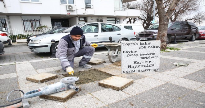 Şiir Sokakta Nazım Hikmet Her Yerde