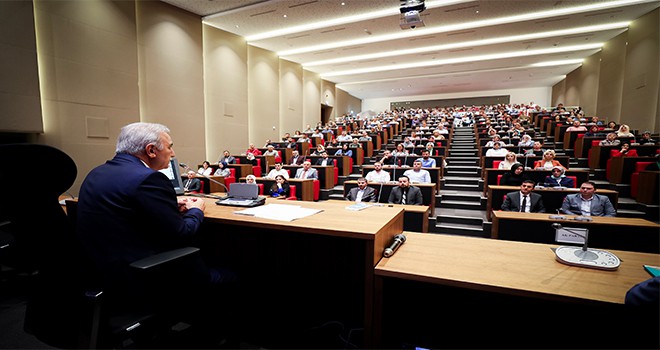 Başkan İsmet Yıldırım, Belediye Personeliyle Bir Araya Geldi