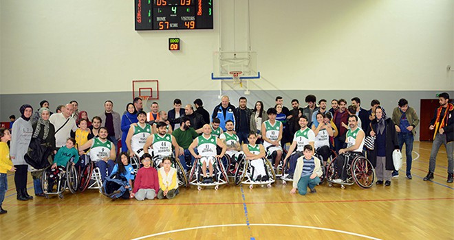 İstanbul Derbisini Tuzla Belediyesi Tekerlekli Sandalye Basketbol Takımı Kazandı