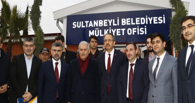 Binali Yıldırım Tapu Sevincine Ortak Oldu