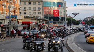 MALTEPE’DE MOTOSİKLETLİ CUMHURİYET KONVOYU